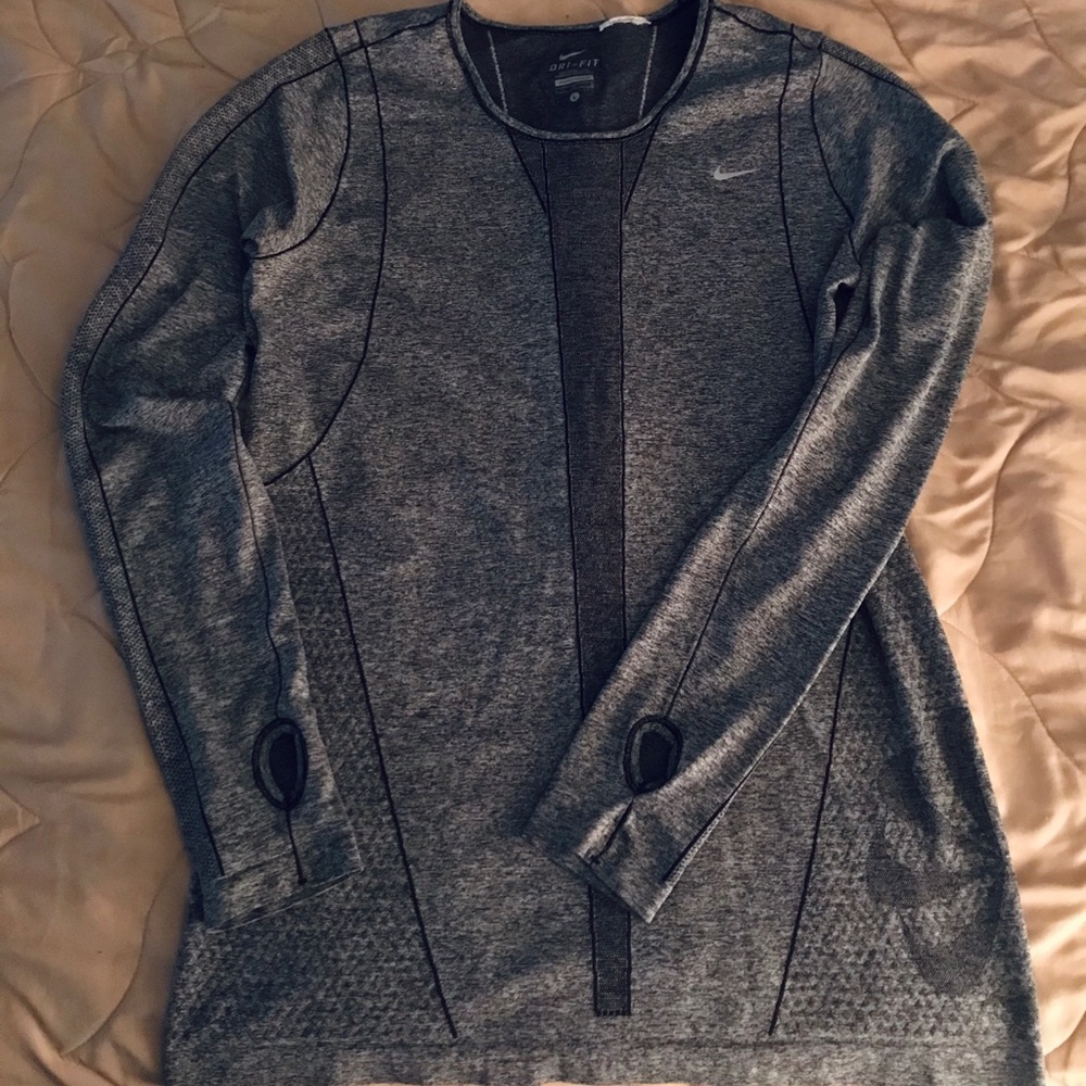 Nike Dry Fit Top Love Sleeve